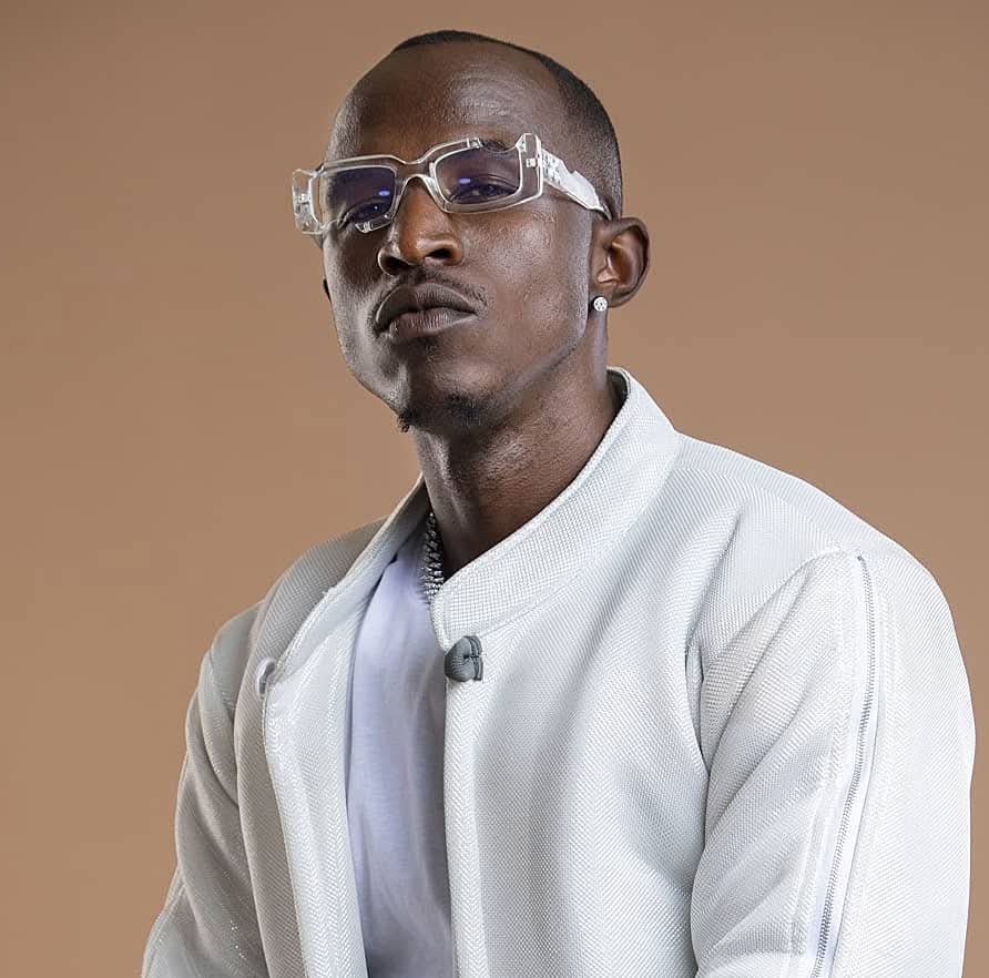 Macky 2 Biography